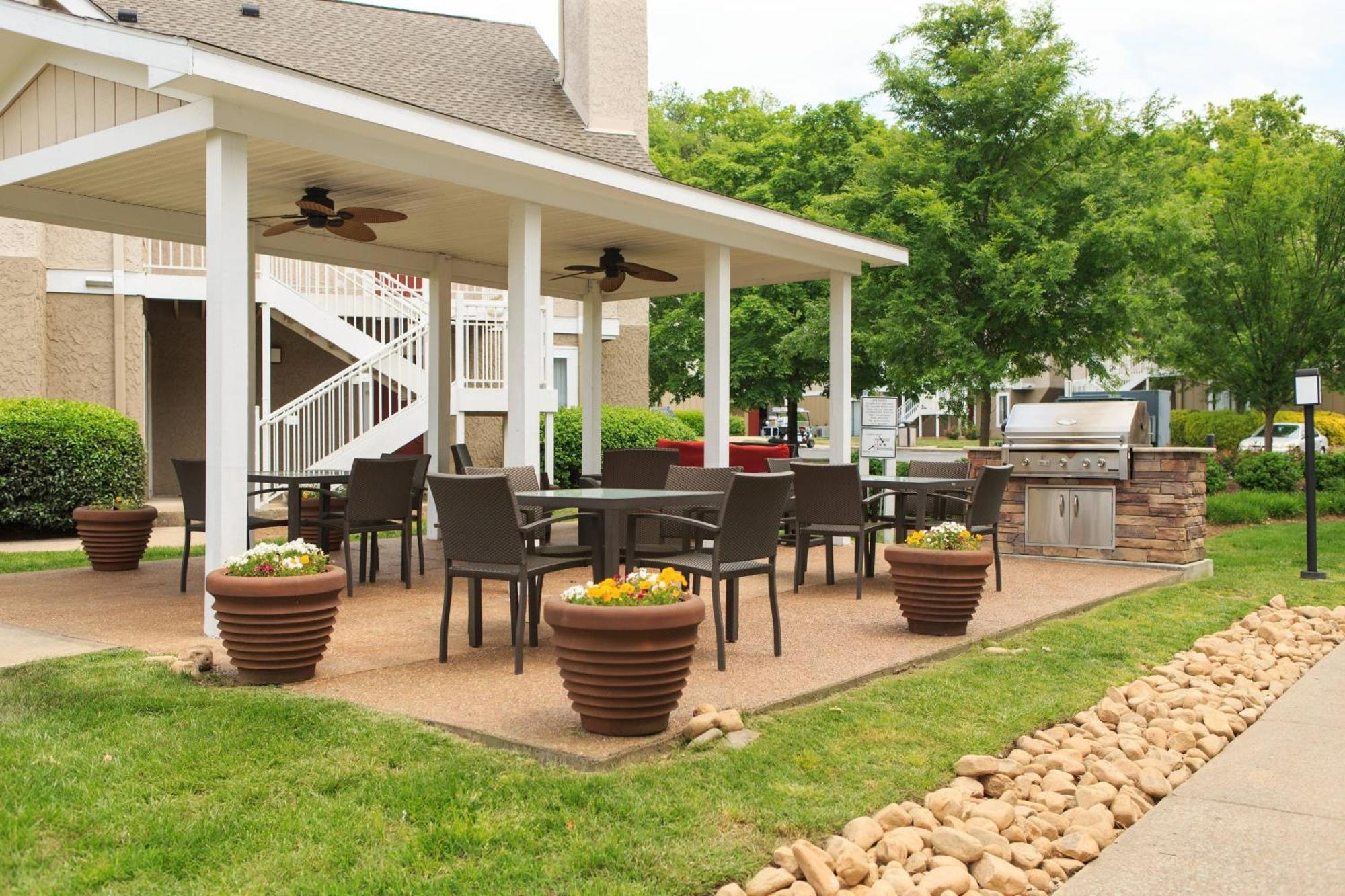 Residence Inn By Marriott Nashville Airport Екстер'єр фото